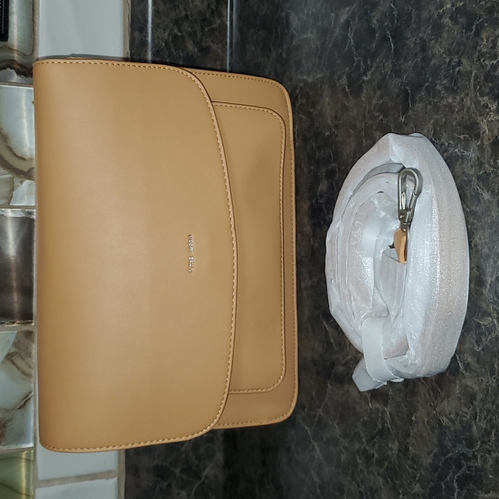 NWT Pixie Mood Zoe Crossbody - Honey - Picture 1 of 7